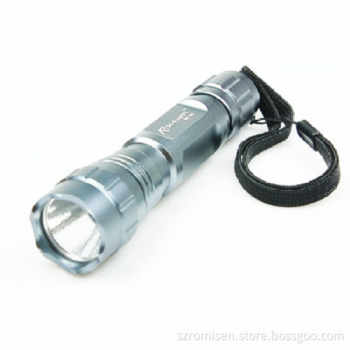 Romisen RC-M4 130 lumens CREE XR-E Q5 led flashlight(2*CR123 & 1*18650 battery)